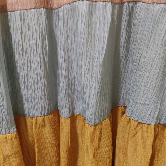 NWT Voy Linen Blend Spaghetti Strap Multi Color Dress W/ Smocked Back~Medium - Picture 4 of 9